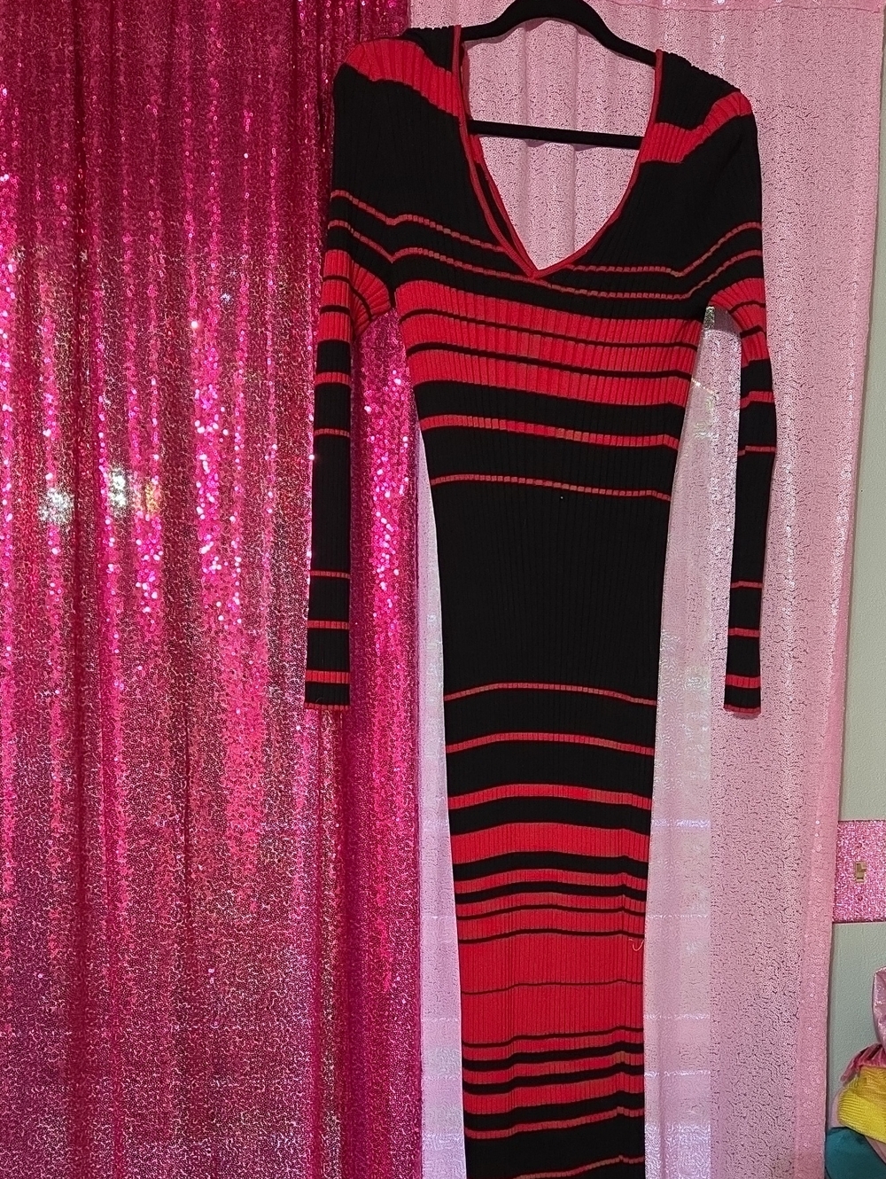Black & Red Striped Ribbed V-Neck Bodycon Dress